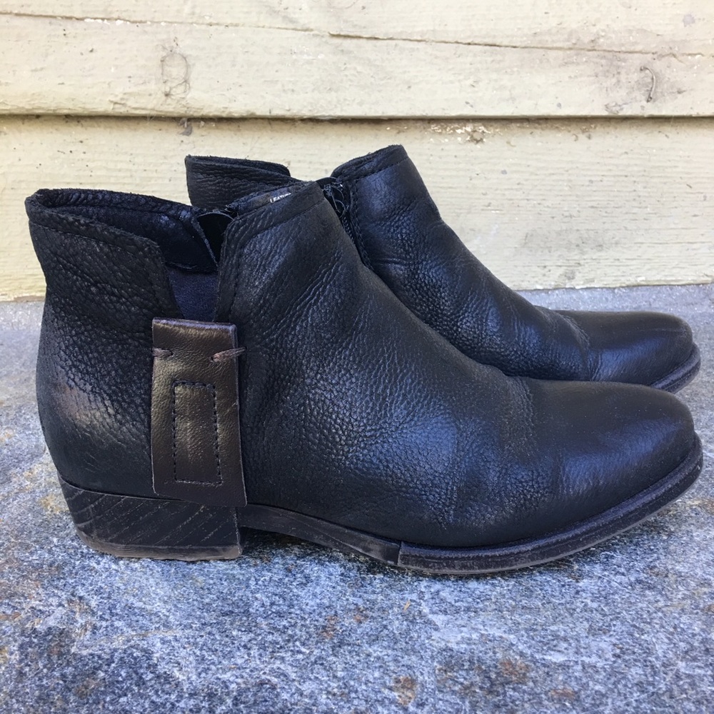 Black ankle boot